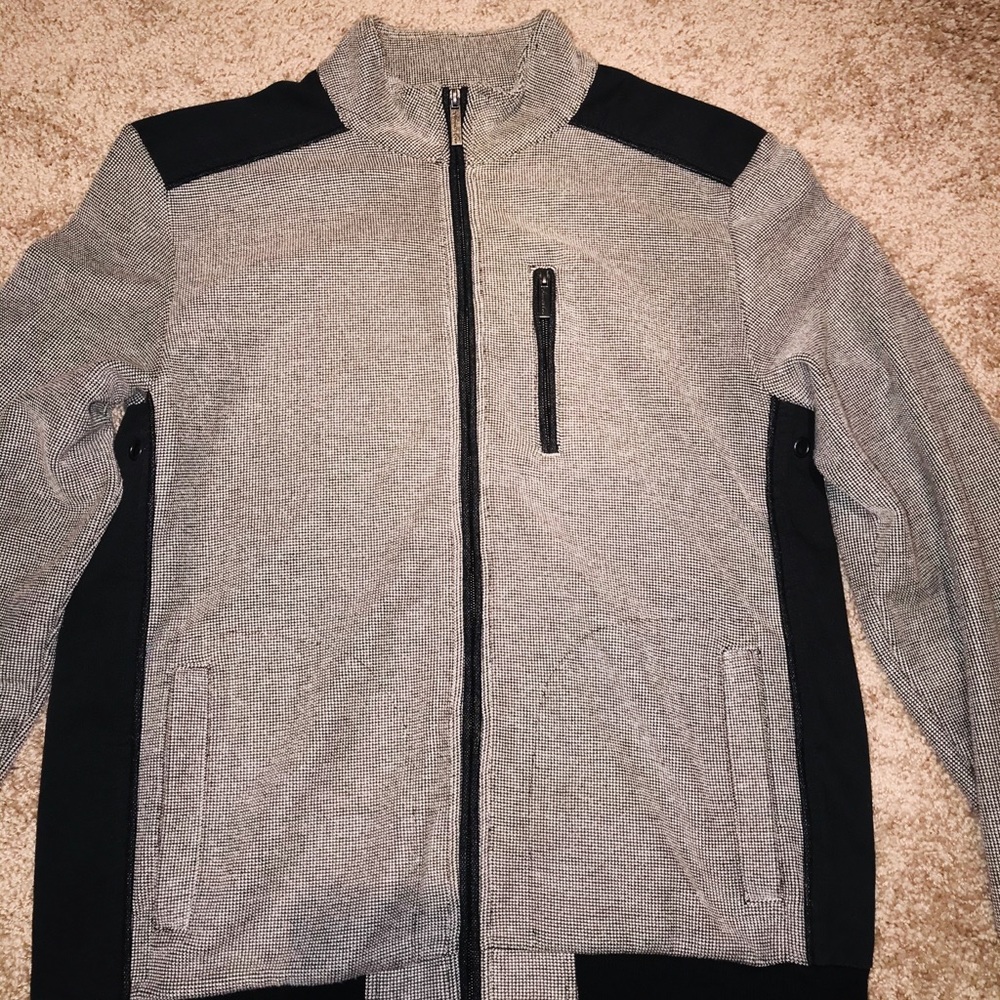 KENNETH COLE SWEATER - Picture 3 of 6